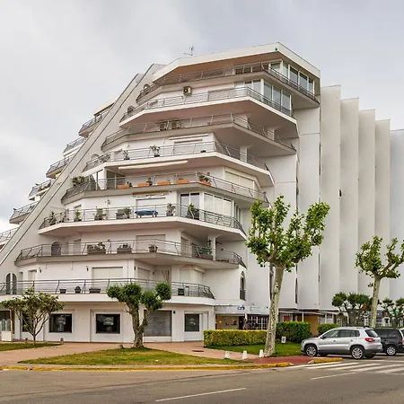 Frente Al Canal Con Terraza Apartment Empuriabrava