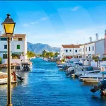 Apartamento Frente Al Canal Con Terraza Ampuriabrava